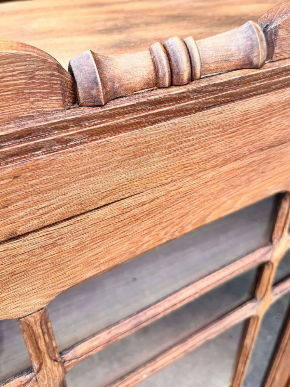 Armoire parisienne rénovée, petit format