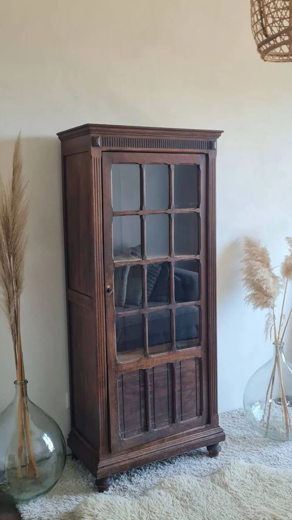 Armoire parisienne vitrée