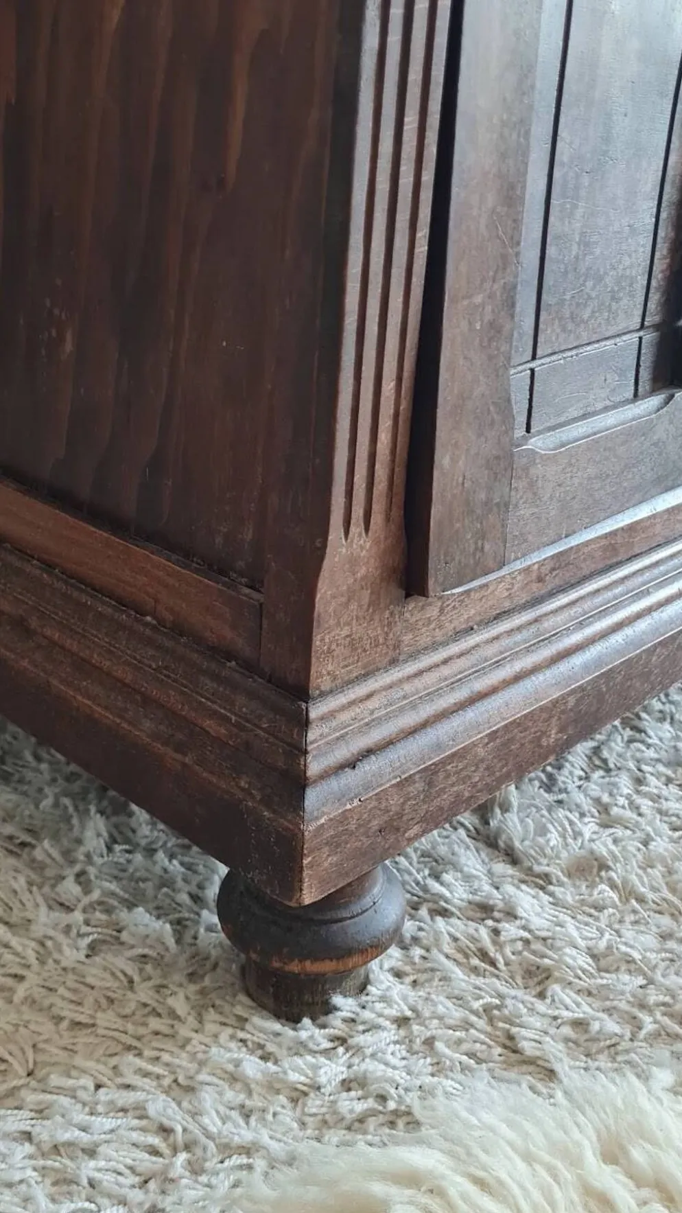 Armoire parisienne vitrée