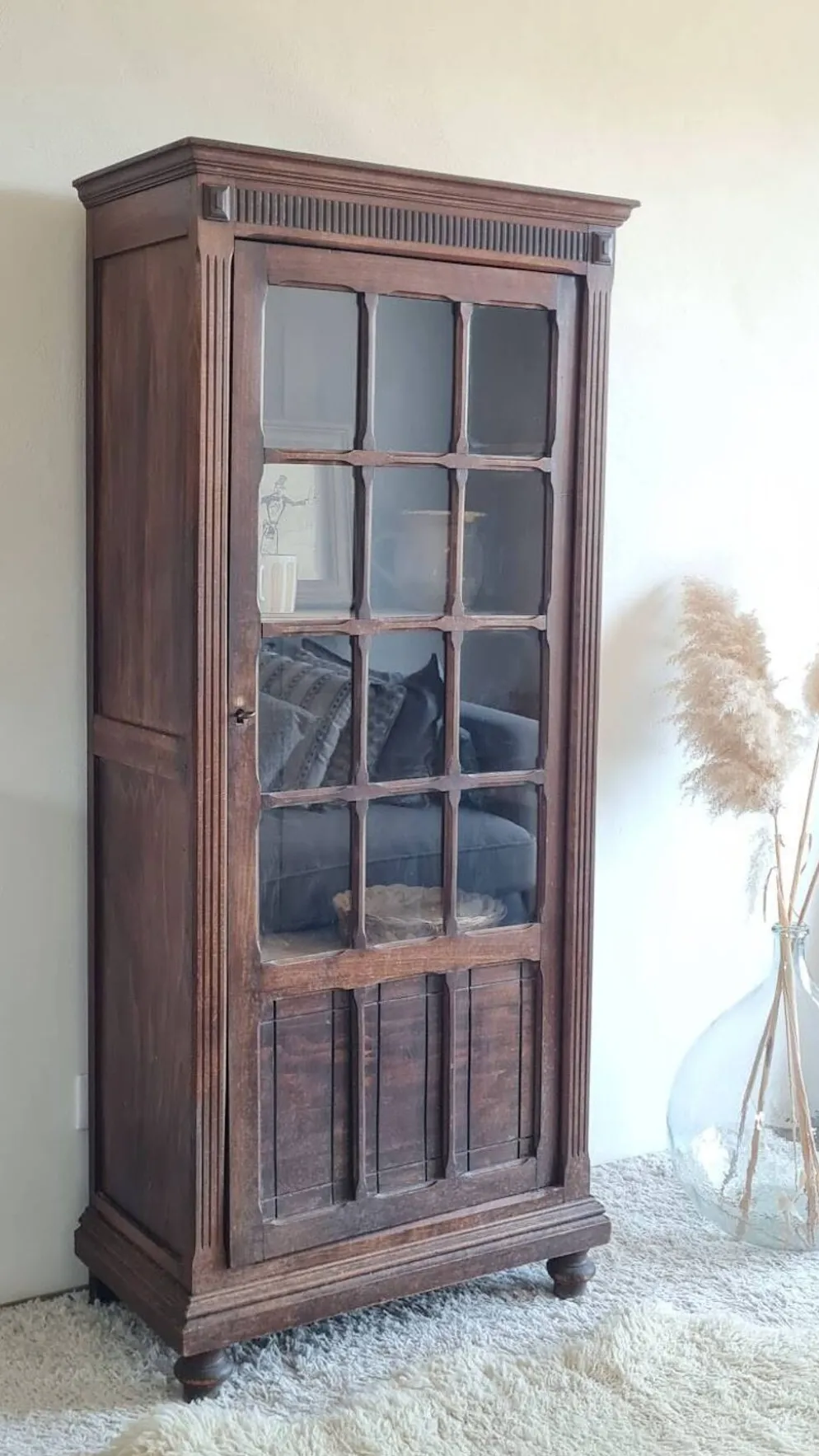 Armoire parisienne vitrée