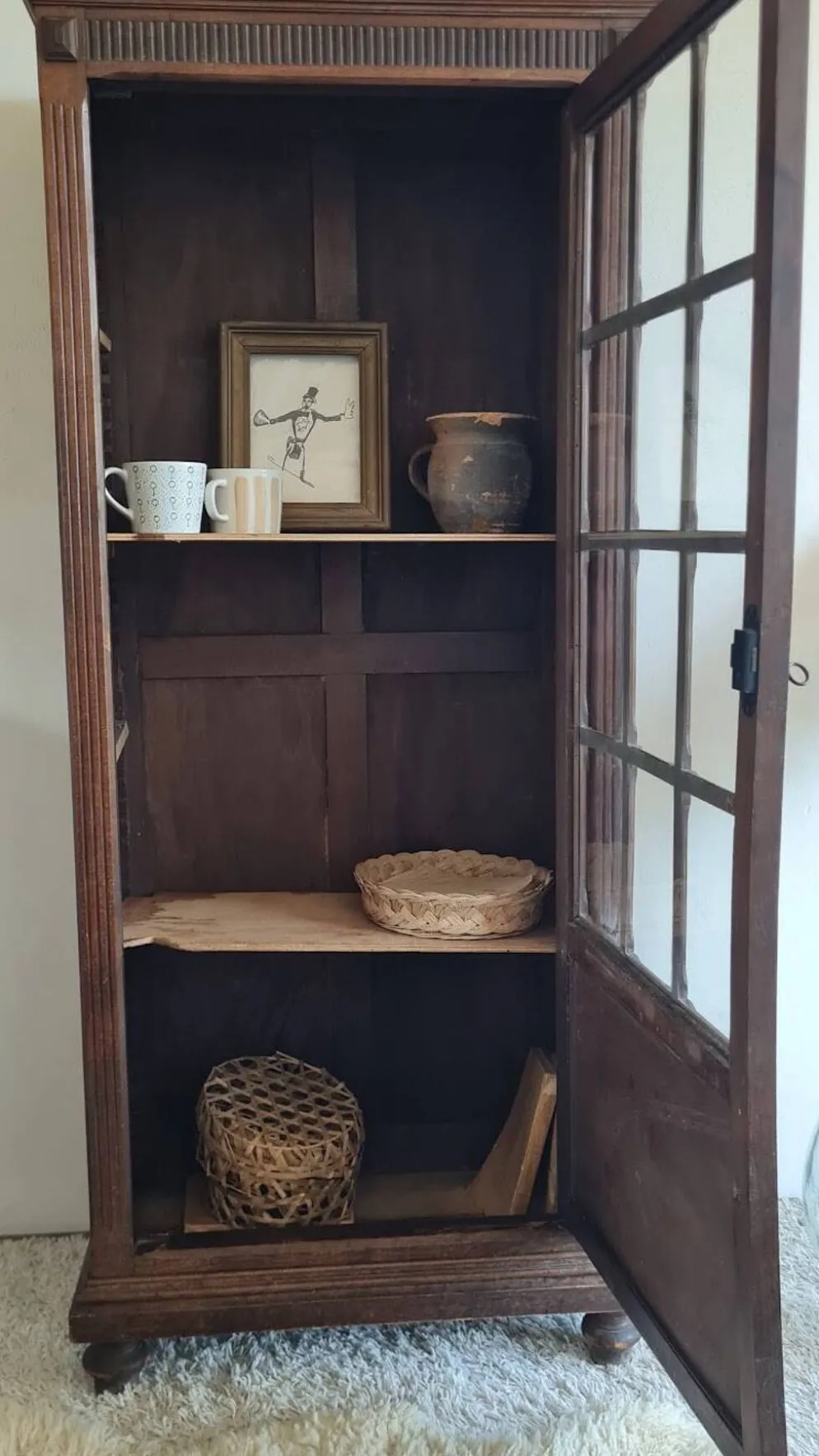 Armoire parisienne vitrée