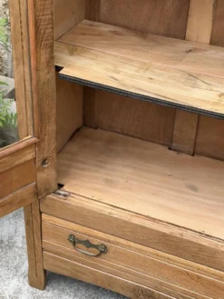 Armoire parisienne vitres biseautées chêne blond art déco 1930
