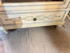 Armoire peinte Style Louis XVI-Directoire , 1 porte vitrée