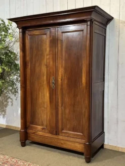 Armoire penderie Empire en merisier XIXème