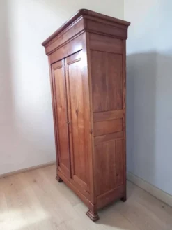 Armoire penderie en merisier entièrement démontable