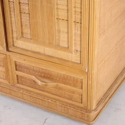 Armoire penderie en rotin et raphia