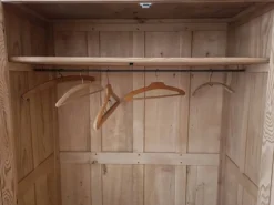 Armoire/penderie parisienne rénovée