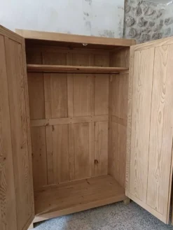 Armoire/penderie parisienne rénovée