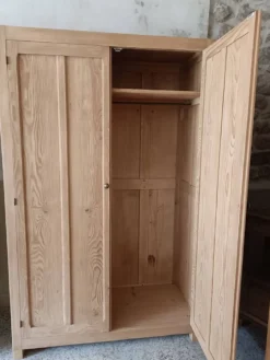 Armoire/penderie parisienne rénovée