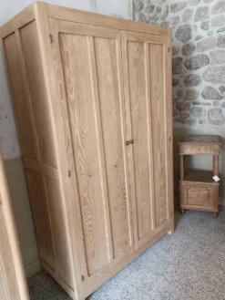 Armoire/penderie parisienne rénovée