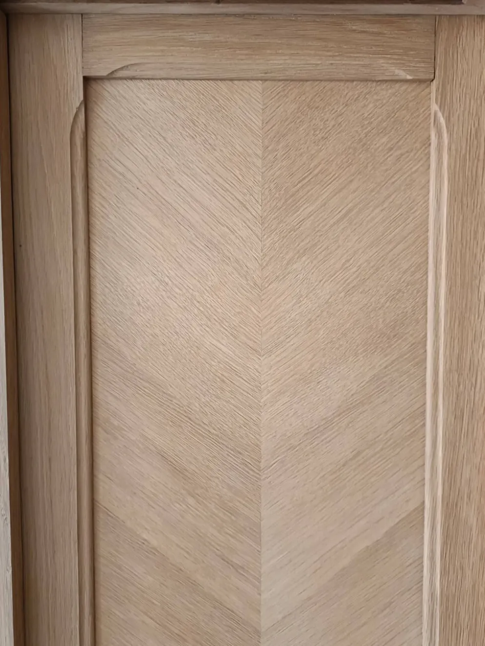 Armoire/penderie portes coulissantes et pieds compas