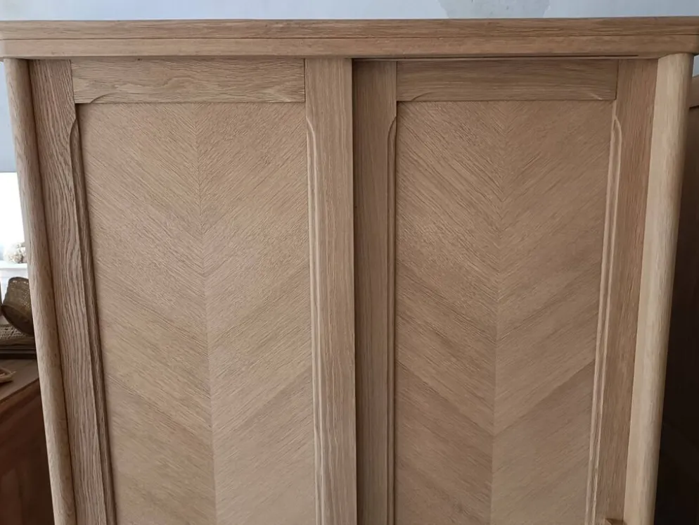 Armoire/penderie portes coulissantes et pieds compas