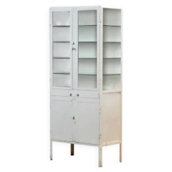 Armoire à pharmacie en fer, années 1950
