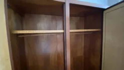 Armoire 3 portes et miroir