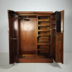 Armoire pour homme en noyer burr Art Déco anglais