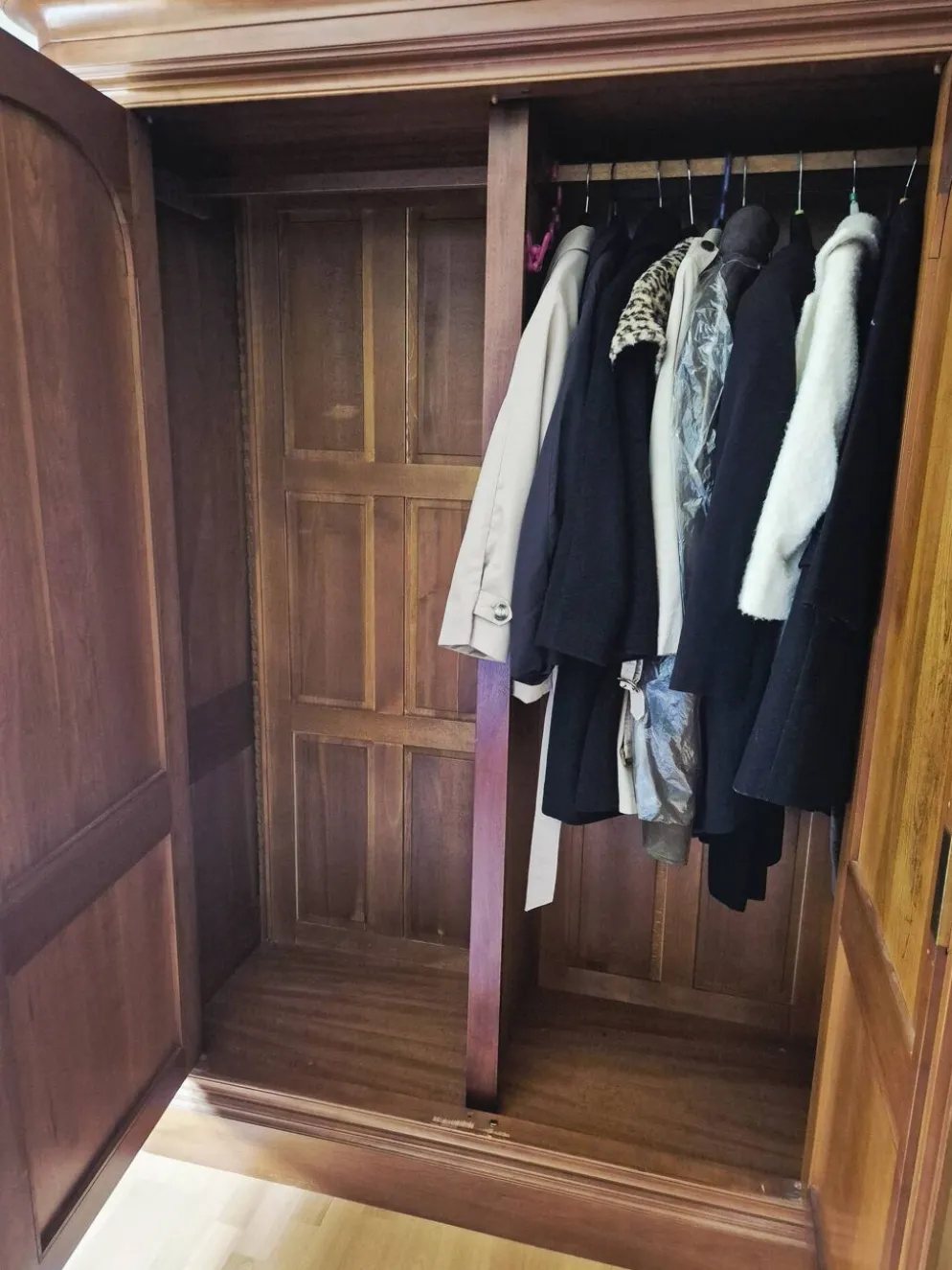 Armoire Roche Bobois "Les Provinciales"