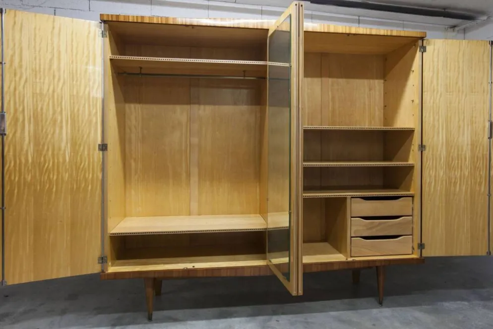 Armoire 1960 scandinave bois blond vernis atypique 4 portes 3