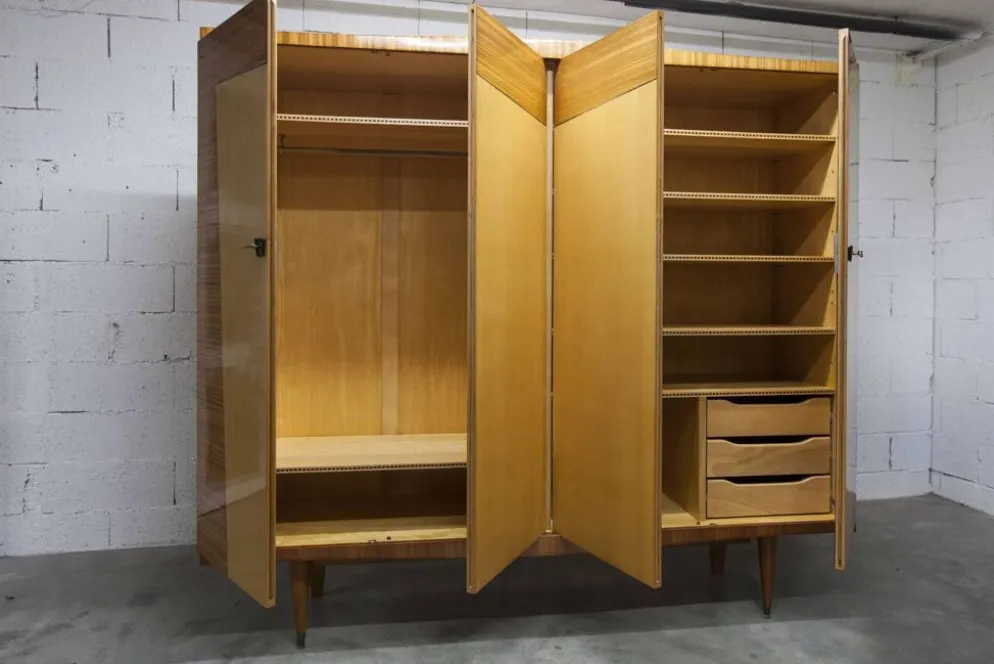 Armoire 1960 scandinave bois blond vernis atypique 4 portes 3