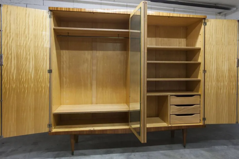 Armoire 1960 scandinave bois blond vernis atypique 4 portes 3