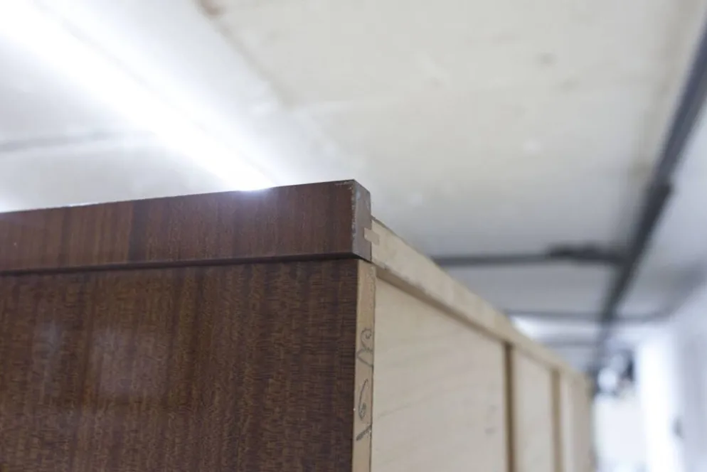 Armoire 1960 scandinave bois blond vernis atypique 4 portes 3