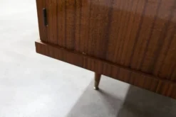 Armoire 1960 scandinave bois blond vernis atypique 4 portes 3