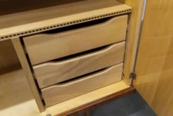 Armoire 1960 scandinave bois blond vernis atypique 4 portes 3