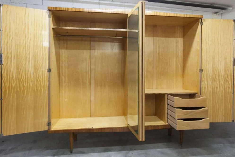 Armoire 1960 scandinave bois blond vernis atypique 4 portes 3