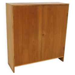 Armoire scandinave en teck, Hans J Wegner, Ry Møbler, Danemark, 1960