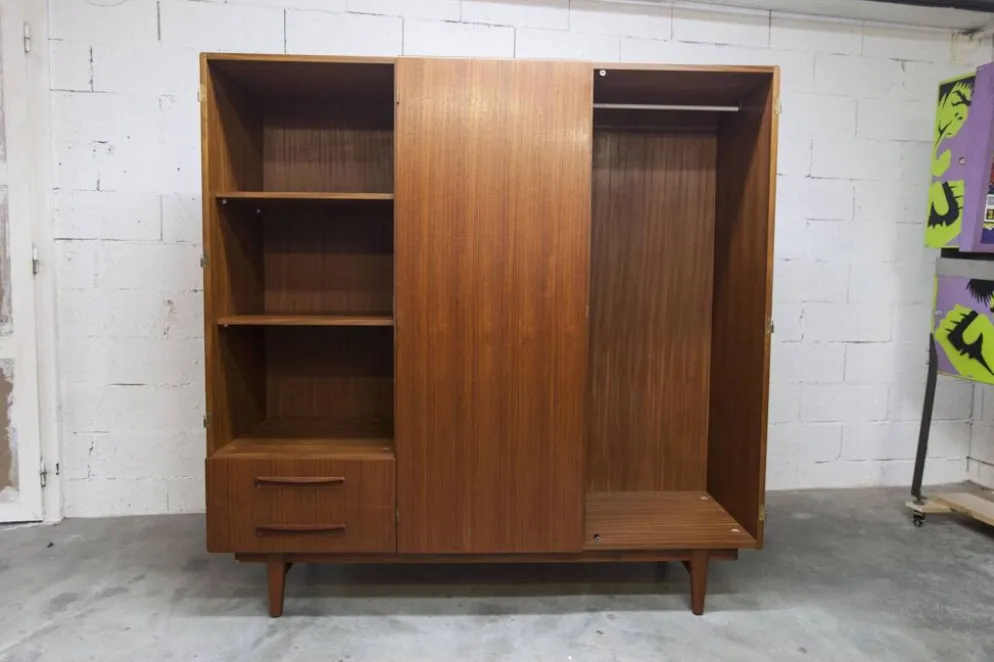Armoire scandinave en teck par Eric Grinwis Holland 3 portes 2 tiroirs 1960