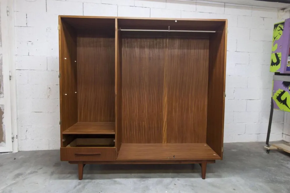 Armoire scandinave en teck par Eric Grinwis Holland 3 portes 2 tiroirs 1960