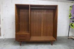Armoire scandinave en teck par Eric Grinwis Holland 3 portes 2 tiroirs 1960
