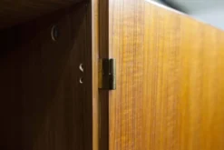 Armoire scandinave en teck par Eric Grinwis Holland 3 portes 2 tiroirs 1960