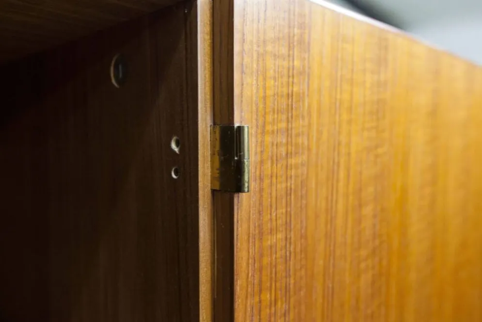 Armoire scandinave en teck par Eric Grinwis Holland 3 portes 2 tiroirs 1960