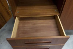 Armoire scandinave en teck par Eric Grinwis Holland 3 portes 2 tiroirs 1960