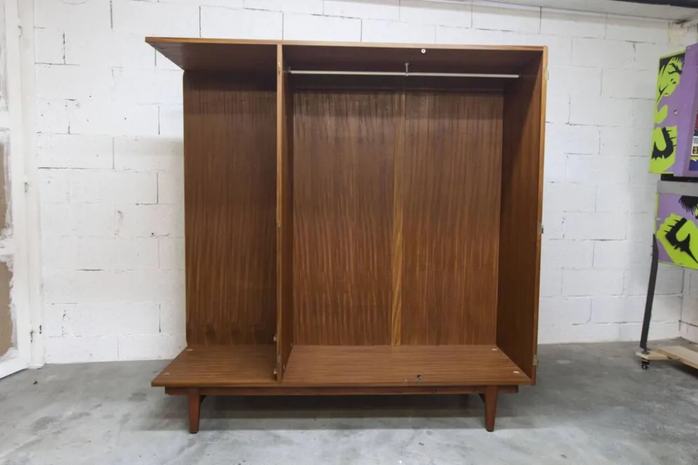 Armoire scandinave en teck par Eric Grinwis Holland 3 portes 2 tiroirs 1960