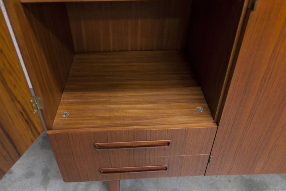 Armoire scandinave en teck par Eric Grinwis Holland 3 portes 2 tiroirs 1960