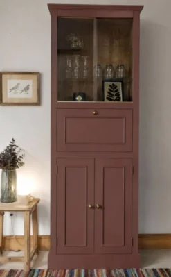 Armoire secrétaire