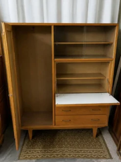 Armoire-secrétaire (3 tiroirs) 1960 en bois et rotin