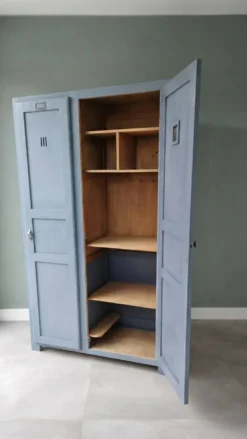 Armoire vestiaire en bois gris Vintage années 1914