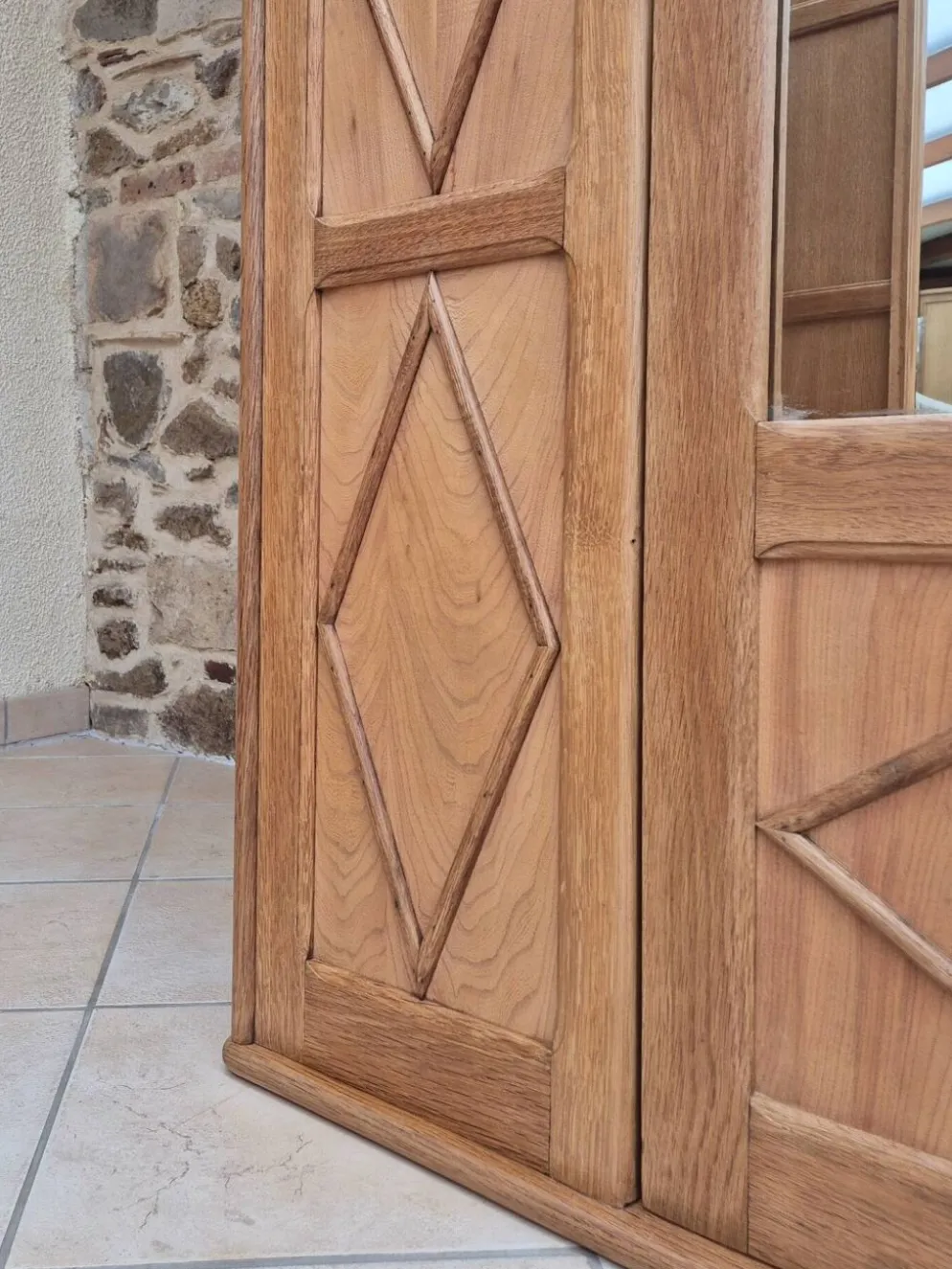 Armoire vintage