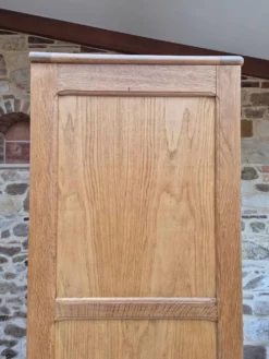 Armoire vintage