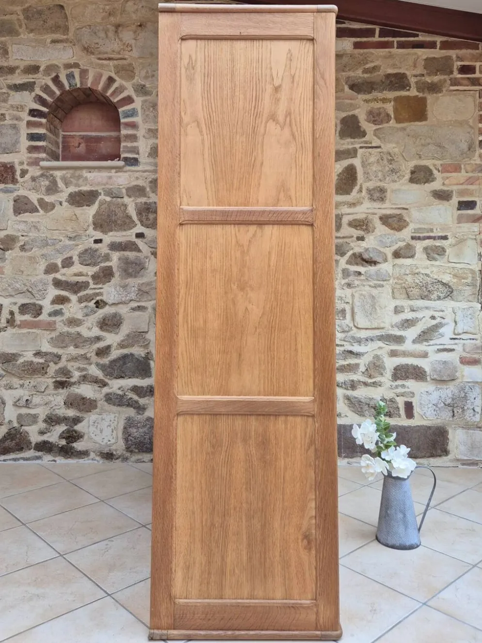Armoire vintage