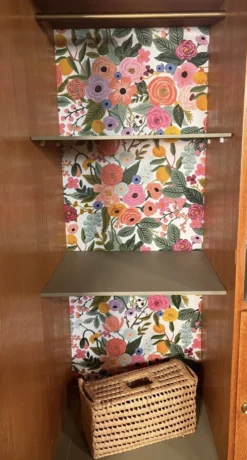 Armoire vintage asymétrique