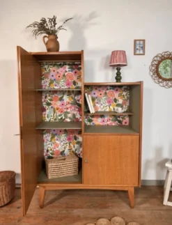 Armoire vintage asymétrique