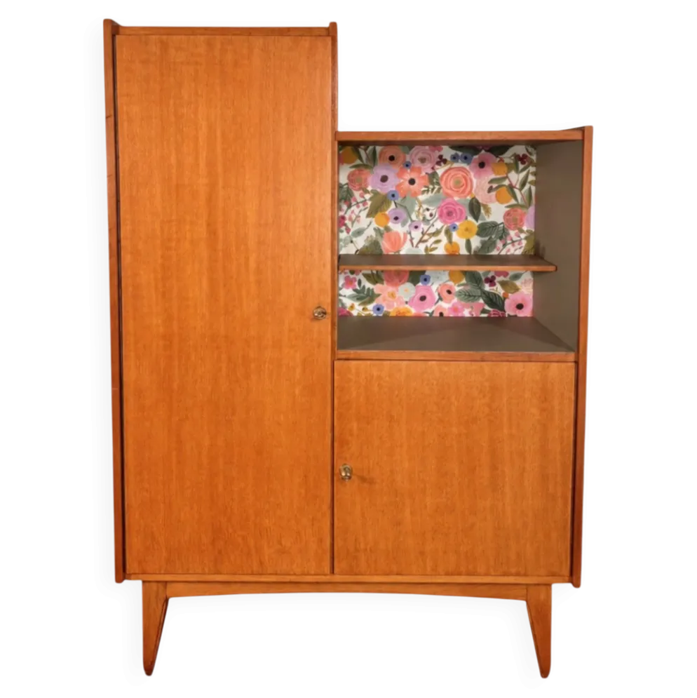 Armoire vintage asymétrique