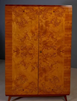 Armoire vintage du milieu du siècle, placage en bois de noyer, Tchécoslovaquie, 176 × 116 × 58 cm
