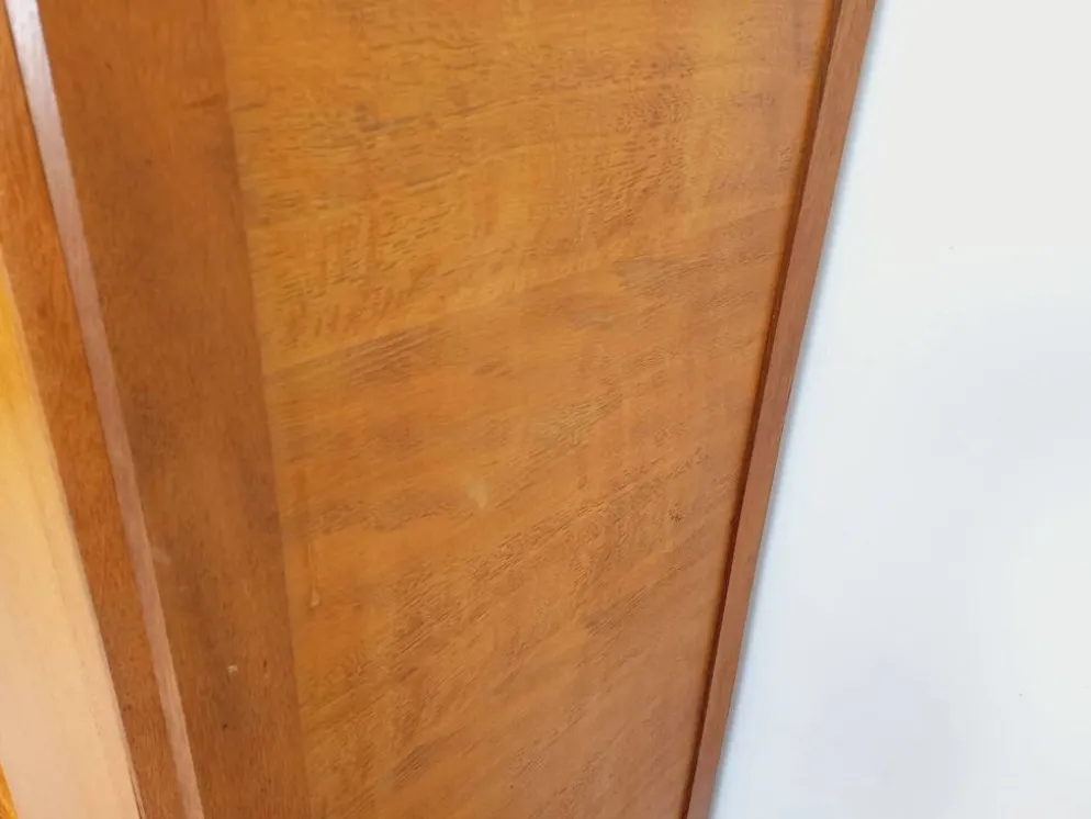 Armoire vintage en bois de chêne des années 60