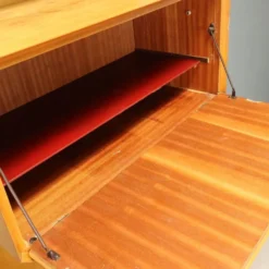 Armoire vintage en érable avec abattant, design Italie, années 1960