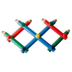 Armoire vintage Pierre Sala : bois peint, porte-crayon Memphis, extensible, bleu/rouge/vert, sept boutons.