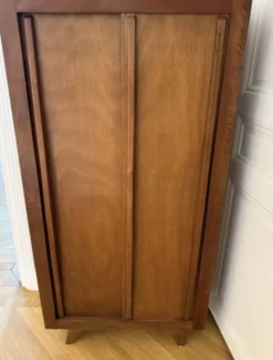 Armoire vintage portes coulissantes